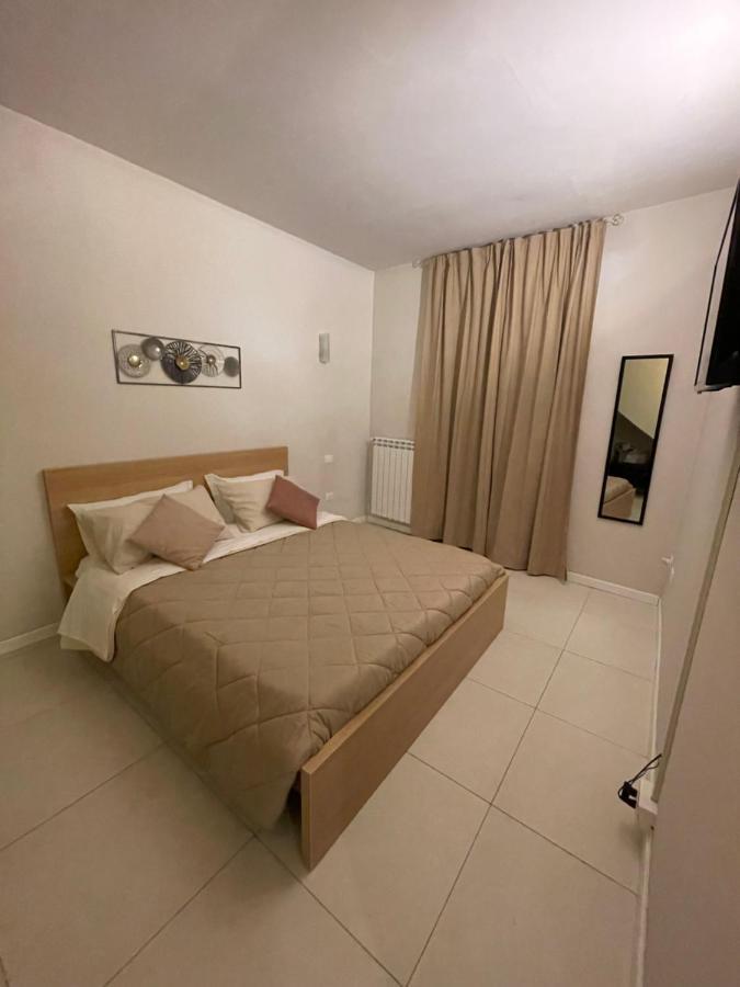 100 Passi Hotel Palermo Buitenkant foto